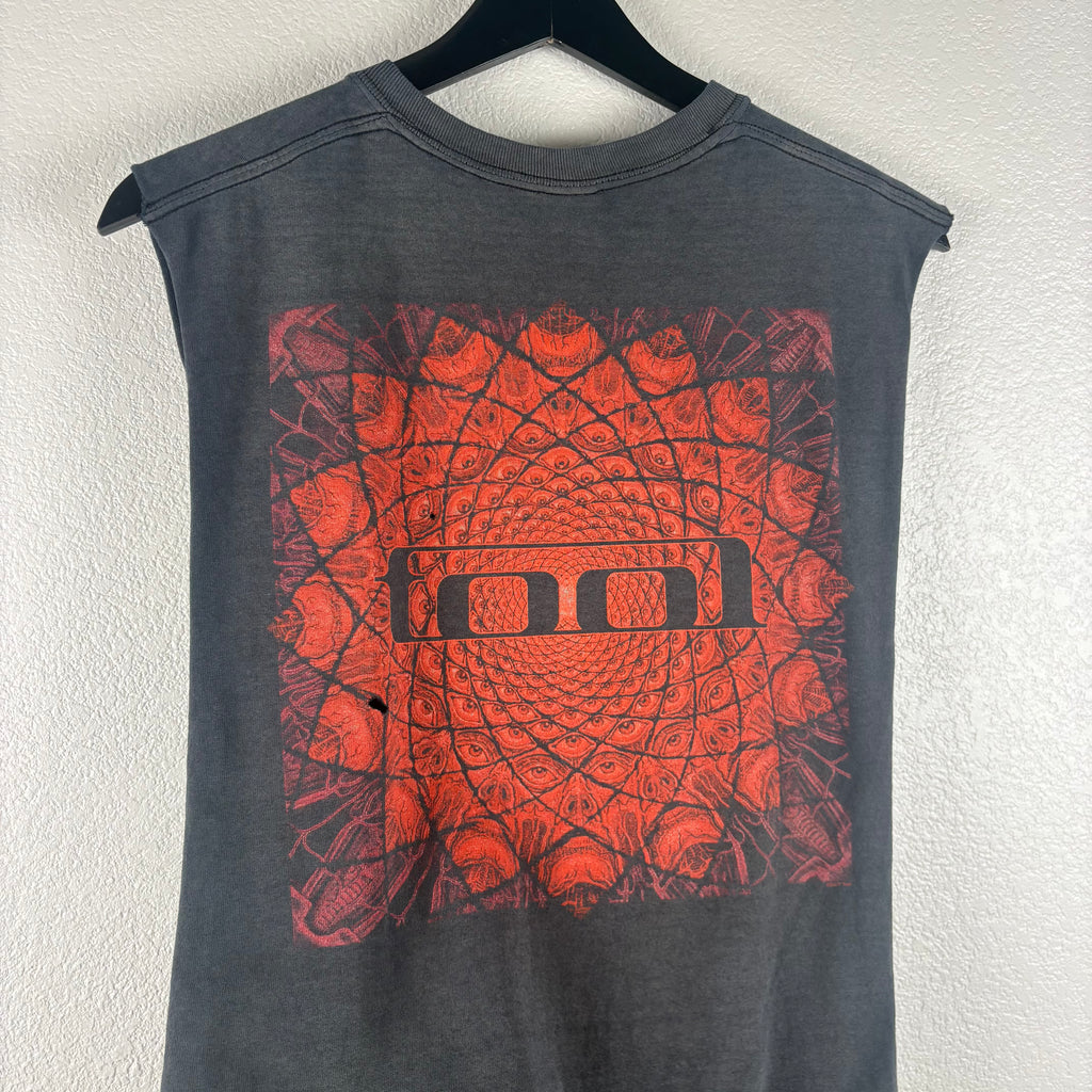 2007 Faded Tool Eyeball Cut Off Shirt - M